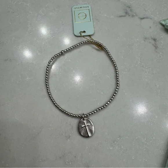 ENewton Silver Cross Pendant Bracelet - Picture 4 of 8
